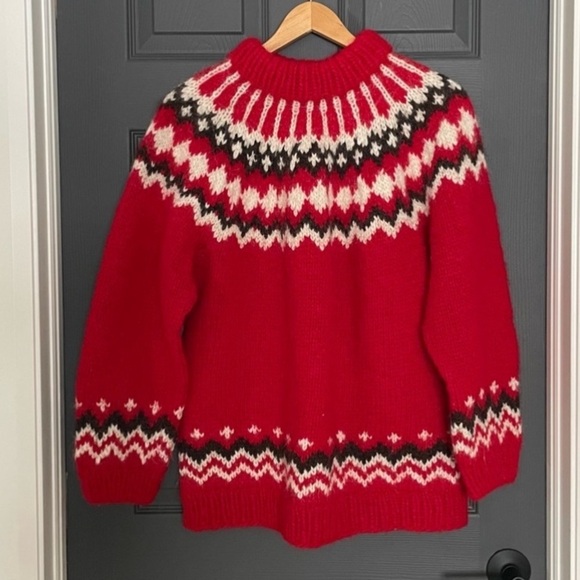 HAND KNIT Wool Fair Isle Nordic Chunky Knit Sweater Red Cream Black L - Picture 7 of 7